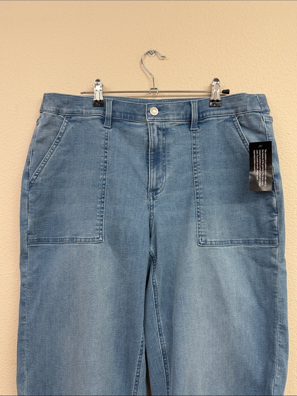 Denim&Co Indigo Easy Stretch Tapered Ankle Jean Women’s Size 16 Petite NWT QVC - Picture 3 of 12